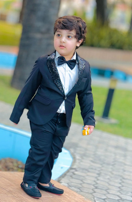 Exclusive Coat Pant Suit Collection By Hassan - 4pcs sequence Black suit (Coat+Pant+Shirt+Bow) - SCP 007