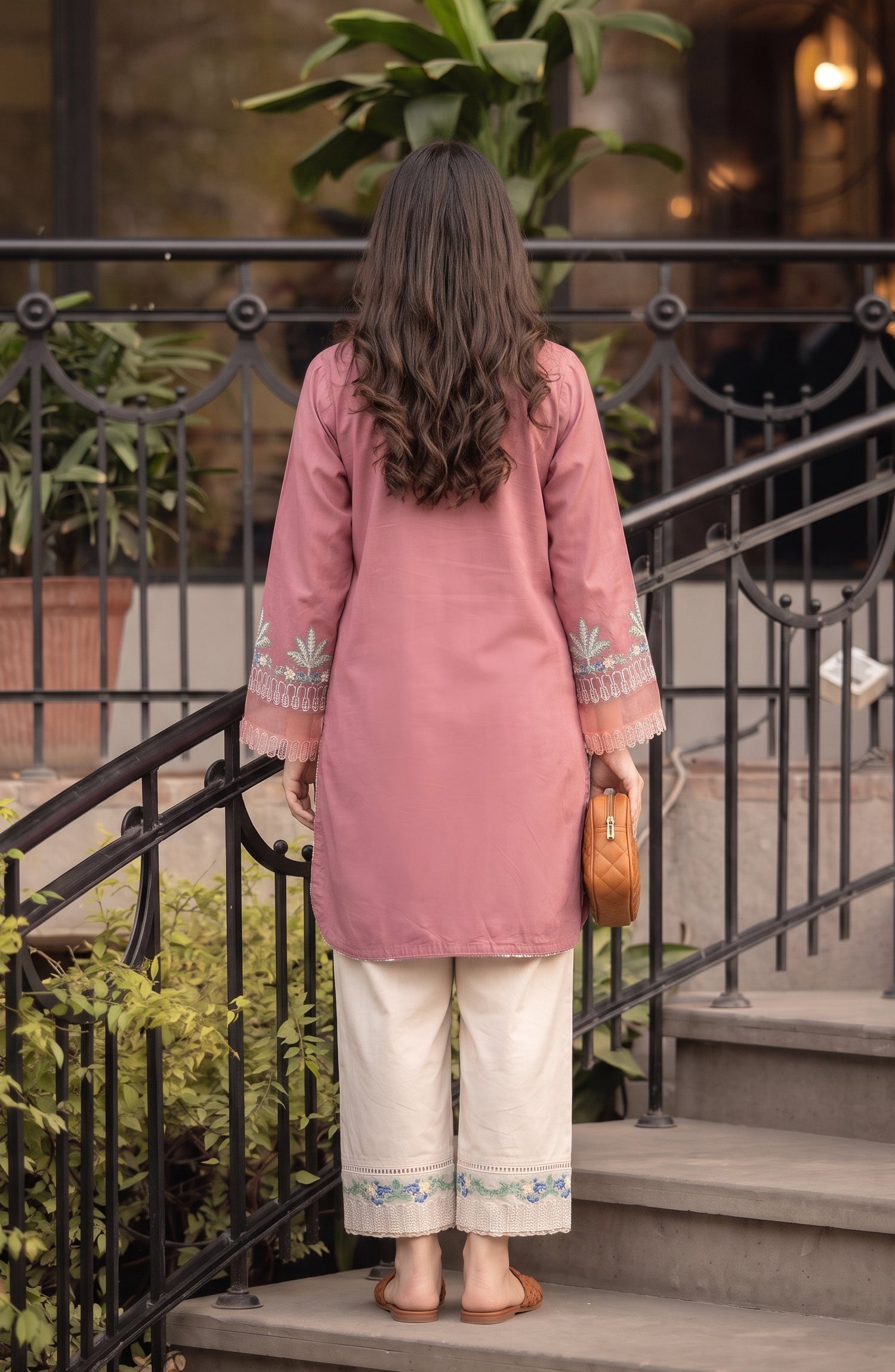 Adaa-e-Khaas by Amna Khadija Embroidered Cotton Stitched 2 Piece Co-ords Set - AKAK-01 - AM26KAK - Pink - Casual Collection