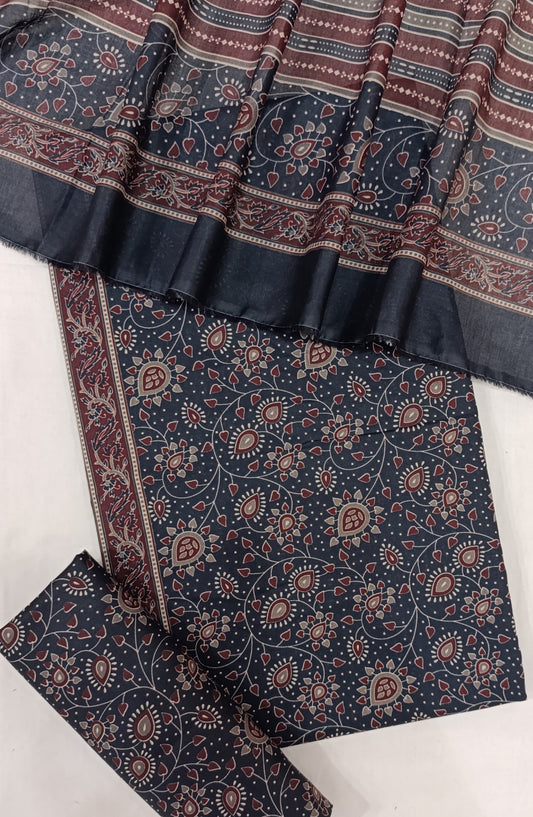 Bin Saeed Digital Printed Cotton Cambric Unstitched 3 Piece Suit - Design-20 - BS25DCC - Dark Blue - Summer Collection