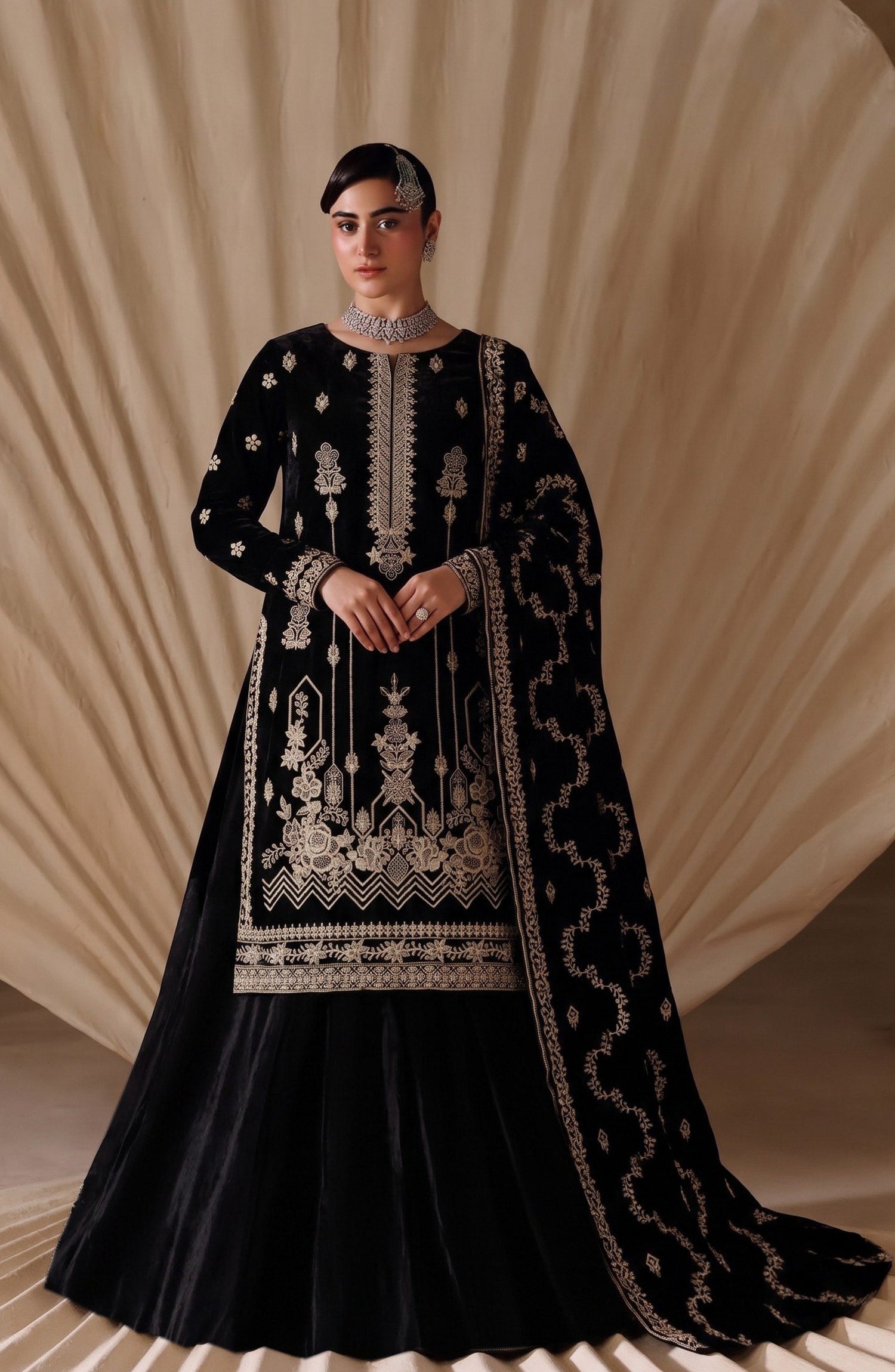 Chanchal by Amna Khadija Embroidered Velvet Unstitched 3 Piece Suit - D-06 - AM26CNL - Black - Winter Collection