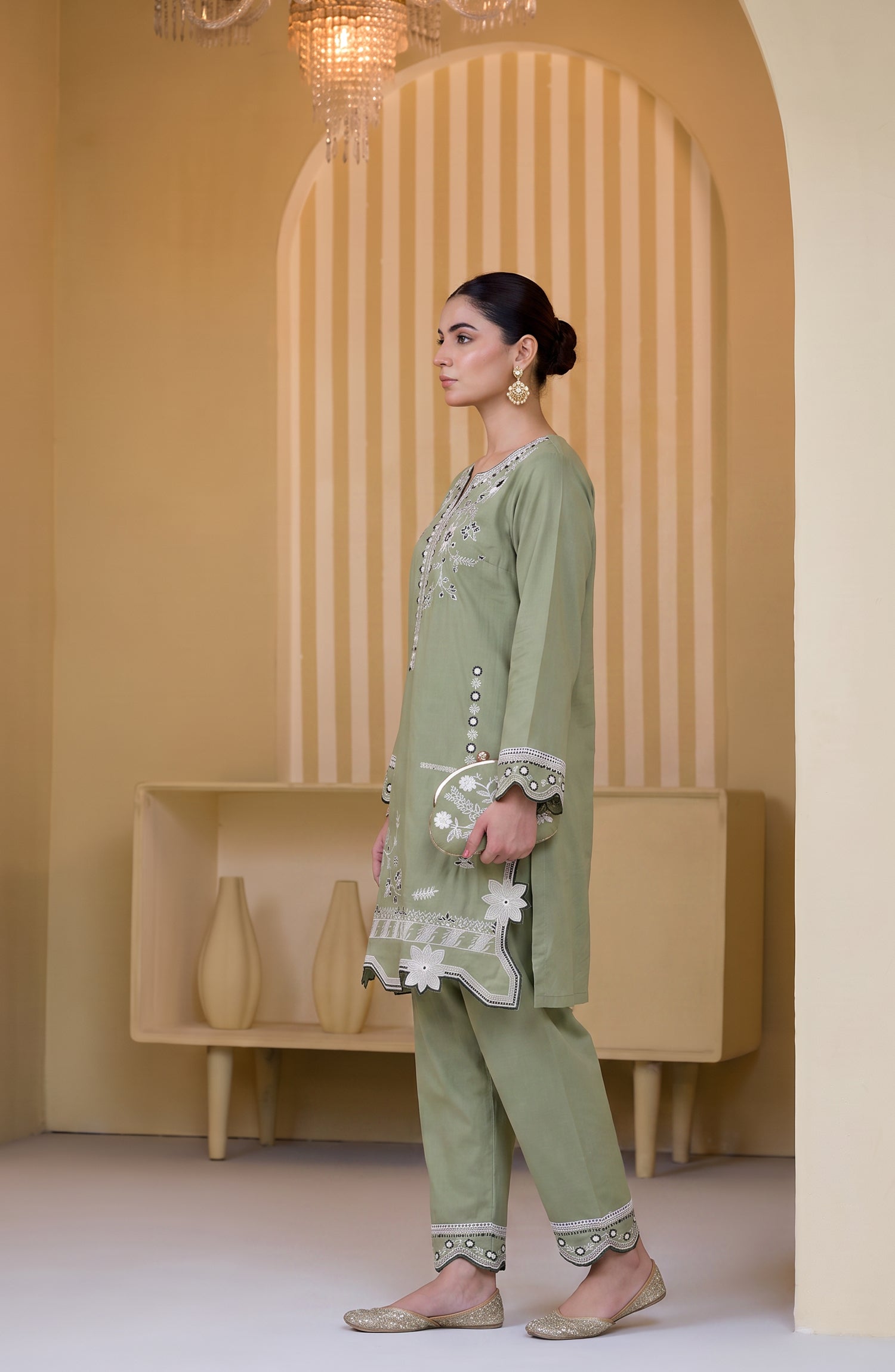 Mulaqaat by Amna Khadija Embroidered Cotton Stitched 2 Co-ord Set - AKMEC-20 - AM26QTL - Green - Casual Collection