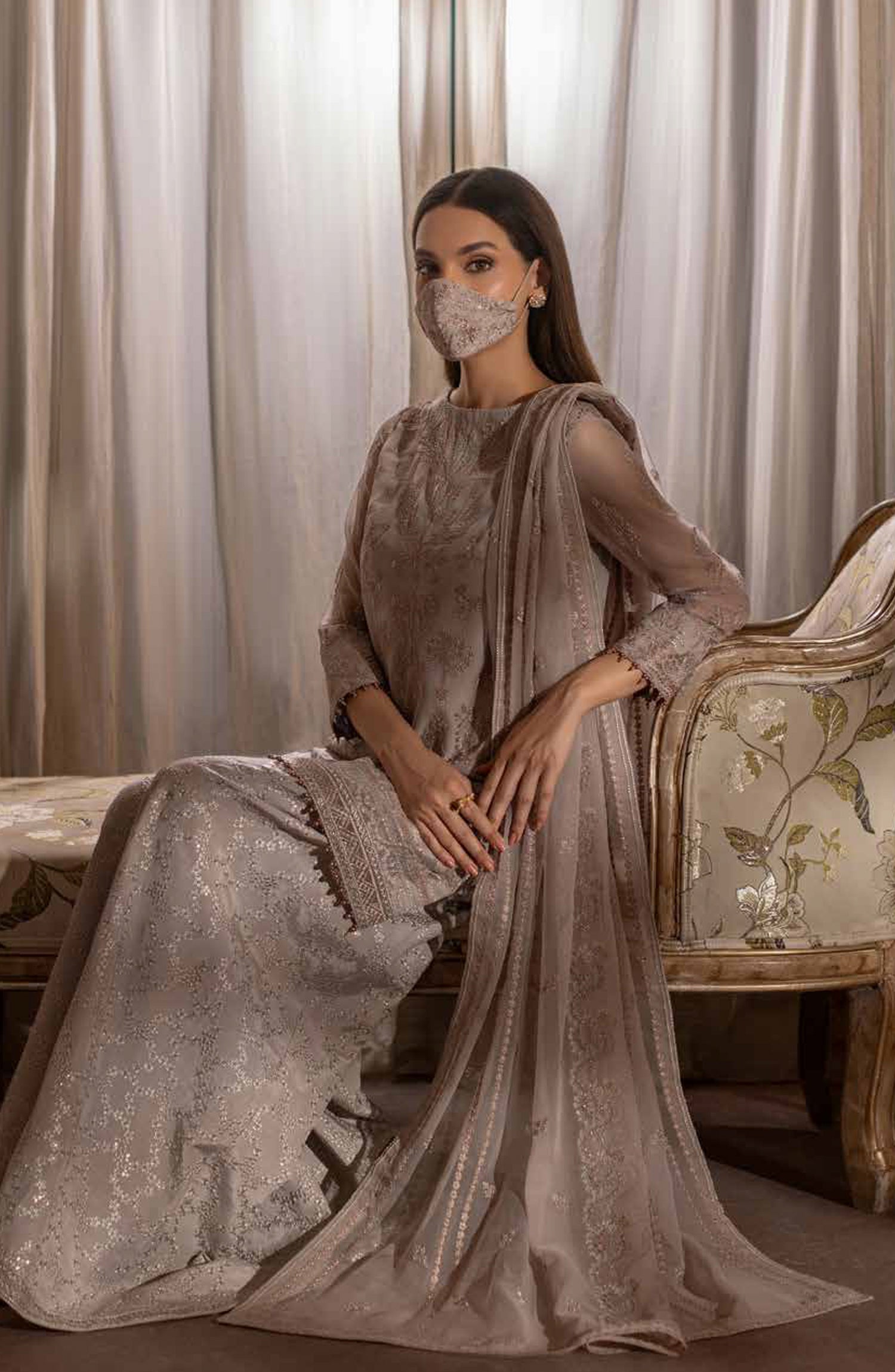 Parisa Safeera by Flossie Embroidered Chiffon Unstitched 3 Piece Suit - PA-10 - FLS26PRS - Light Grey - Luxury Collection