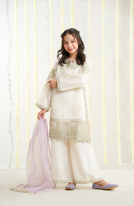 Sunehri by Amna Khadija Embroidered Organza Stitched 3 Piece Suit - SGLF-02 - AM26SGLF - White - Formal Collection