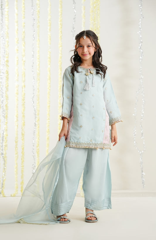 Sunehri by Amna Khadija Embroidered Organza Stitched 3 Piece Suit - SGLF-06 - AM26SGLF - Blue - Formal Collection
