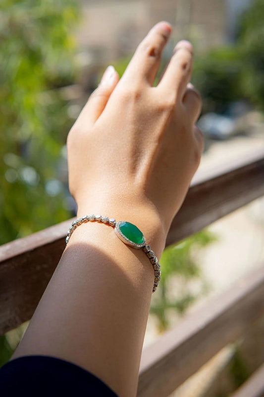 ADJUSTABLE GREEN EMERALD OVAL BRACELET YKL Jewellers Bracelet Collection