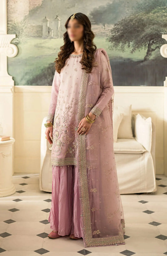 Suave Luxury Formals 2024 By Emaan Adeel - BELLA