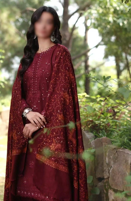 Noor Suzaanikari Winter Shawl Collection By Saadia Asad - D-1 SAIHA