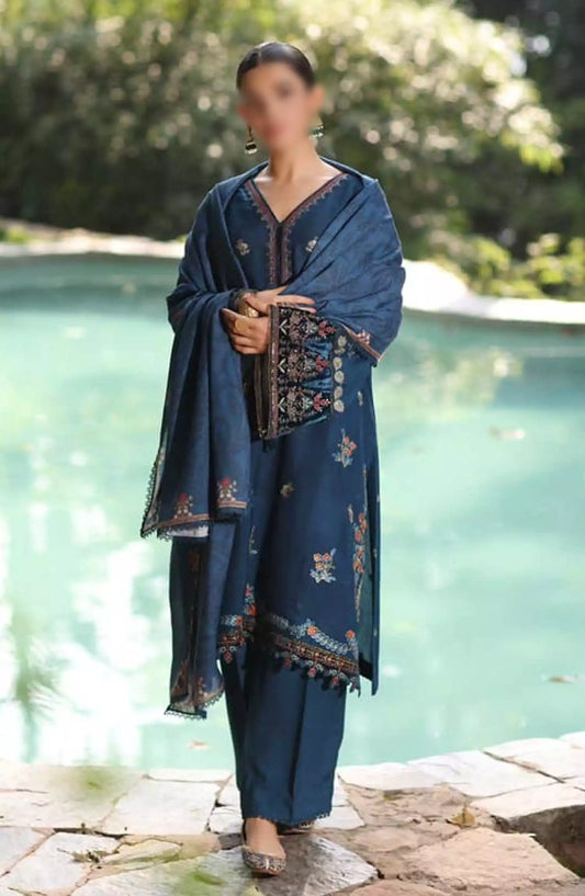 Noor Suzaanikari Winter Shawl Collection By Saadia Asad - D-8 NAYUL