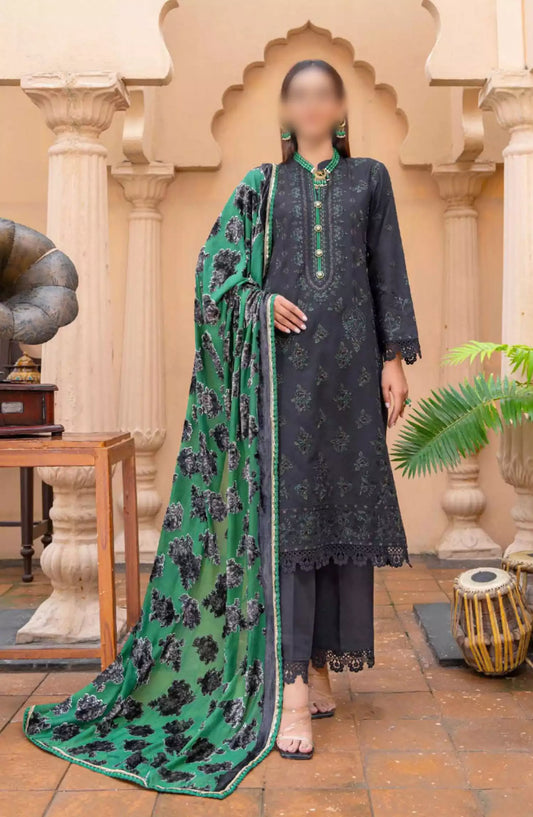 Queen Winter Palachi Shawl Embroidered Collection - Design 04