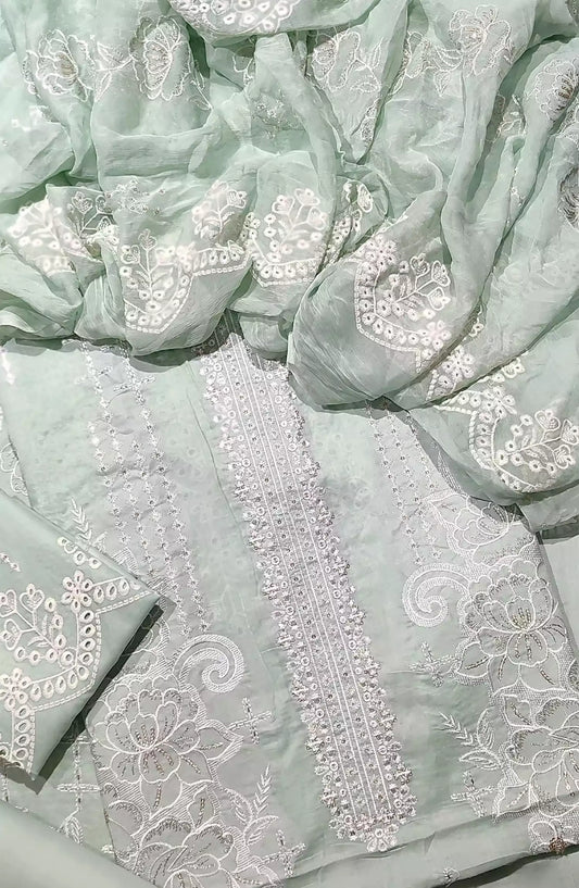 Exclusive Embroidered Lawn 3Pec Collection 2024 By Amna Khadija - Design 05