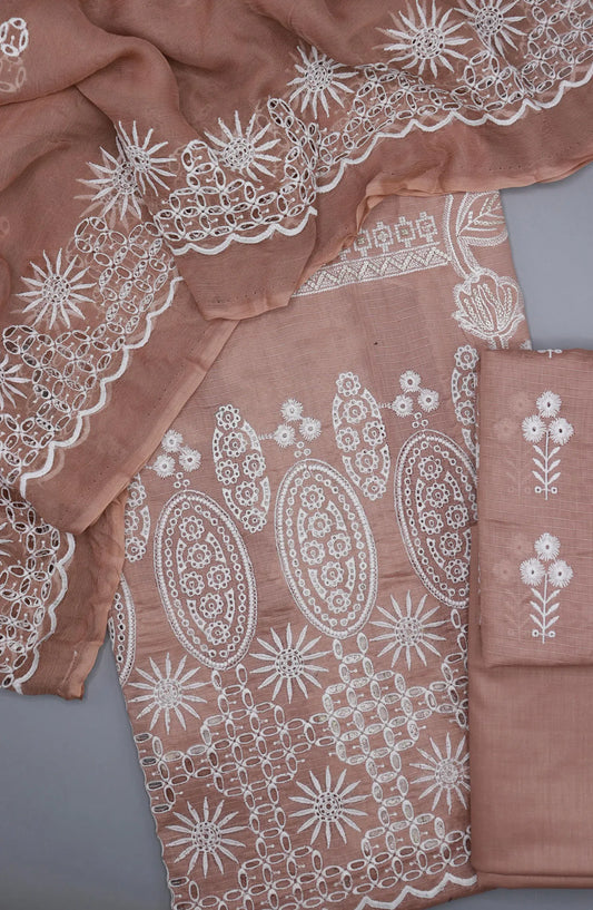 Kaavish Unstitched Luxury Embroidered Lawn With Chiffon Dupatta Collection 2024 - Design 06