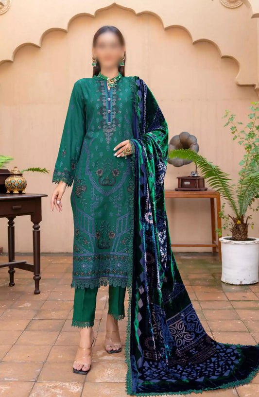 Queen Winter Palachi Shawl Embroidered Collection - Design 07