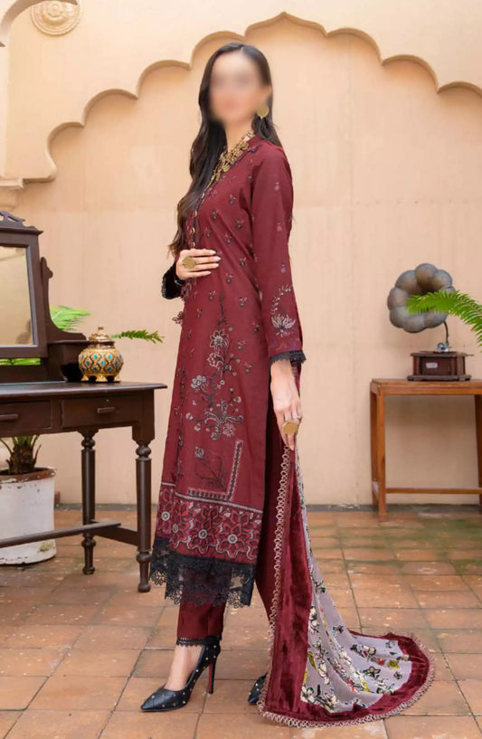 Queen Winter Palachi Shawl Embroidered Collection - Design 08