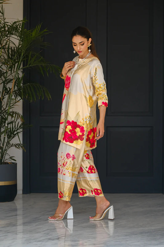 Petals - 2-Piece Silk