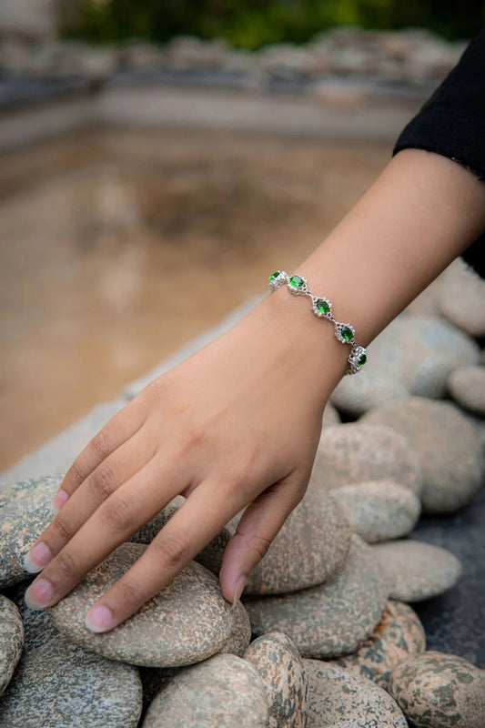 GREEN EMERALD ADJUSTABLE ELLIPTICAL BRACELET YKL Jewellers Bracelet Collection