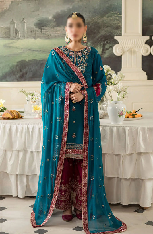 Suave Luxury Formals 2024 By Emaan Adeel - LARA