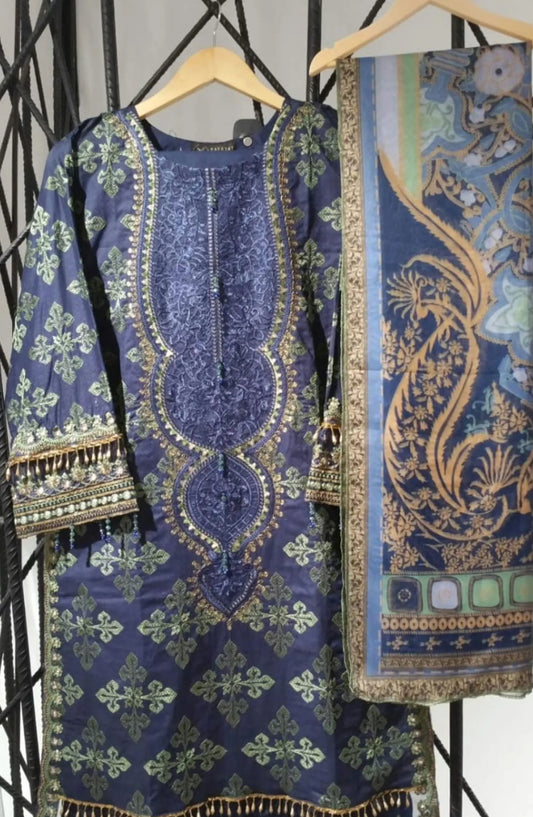 Nafasat Luxury Formals Collection 2023 - MB D823