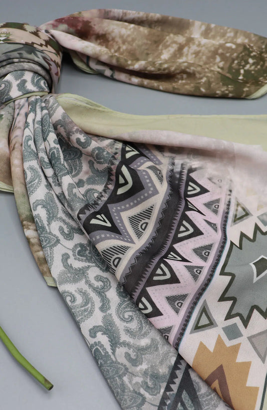 Monika Stoles/Scarfs Collection - MSC 05