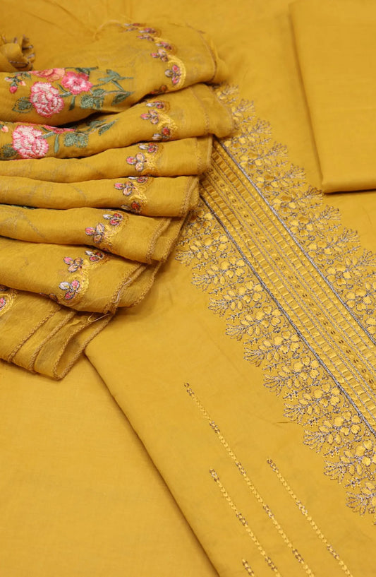 Rangrez Unstitched Exclusive Embroidered Lawn Collection 2024 - RUEELC 01