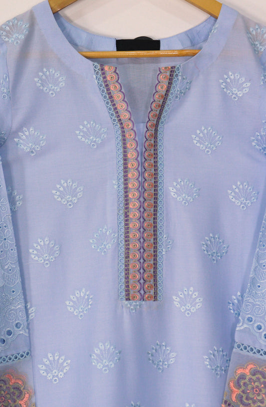 Emerge Embroidered Lawn Stitched 3 Piece Suit - Blue - D-04 - EM25CL2 - Summer Collection