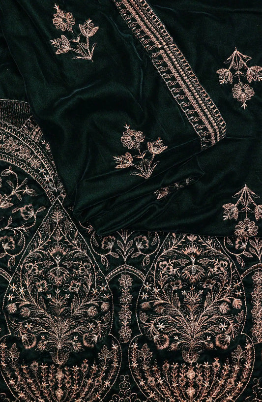 Royal Vibes Embroidered Velvet Shawl Collection by Alkarim - VS 5120 C