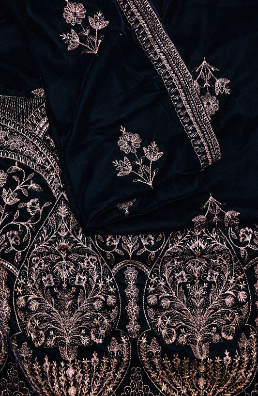 Royal Vibes Embroidered Velvet Shawl Collection by Alkarim - VS 5120 H