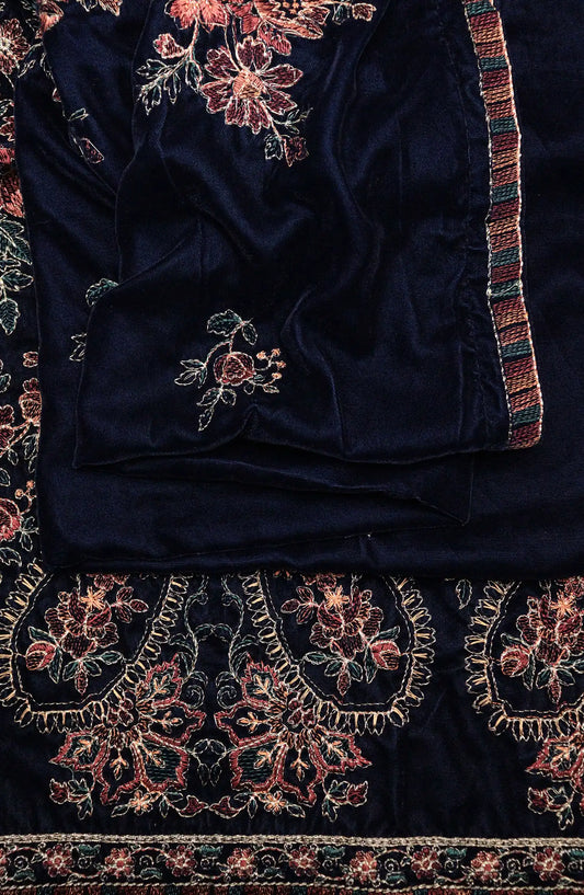 Royal Vibes Embroidered Velvet Shawl Collection by Alkarim - VS 5121 A