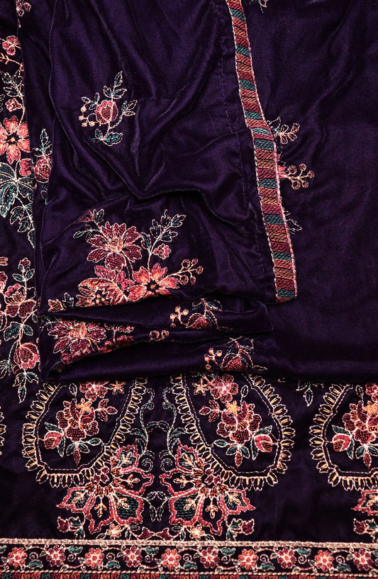 Royal Vibes Embroidered Velvet Shawl Collection by Alkarim - VS 5121 B