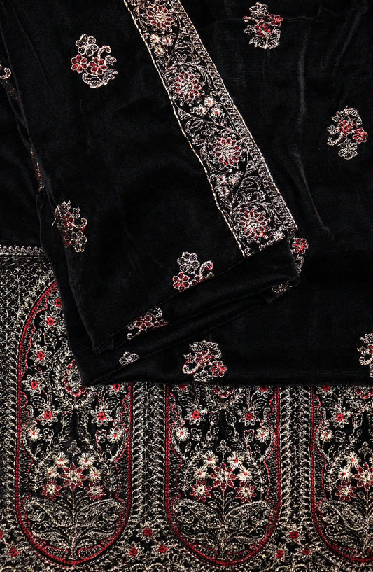 Royal Vibes Embroidered Velvet Shawl Collection by Alkarim - VS 5122 C