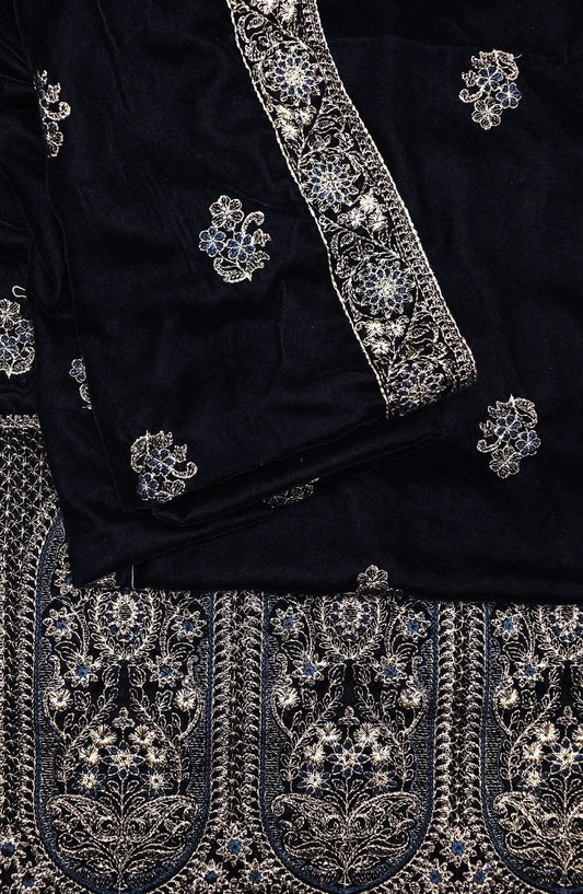 Royal Vibes Embroidered Velvet Shawl Collection by Alkarim - VS 5122 G