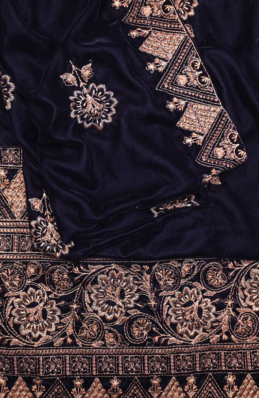 Royal Vibes Embroidered Velvet Shawl Collection by Alkarim - VS 5133 D