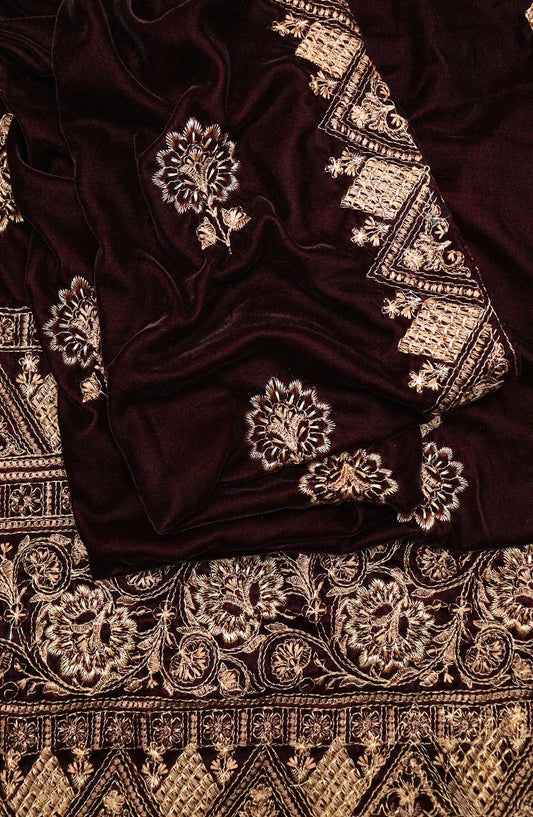 Royal Vibes Embroidered Velvet Shawl Collection by Alkarim - VS 5133 E