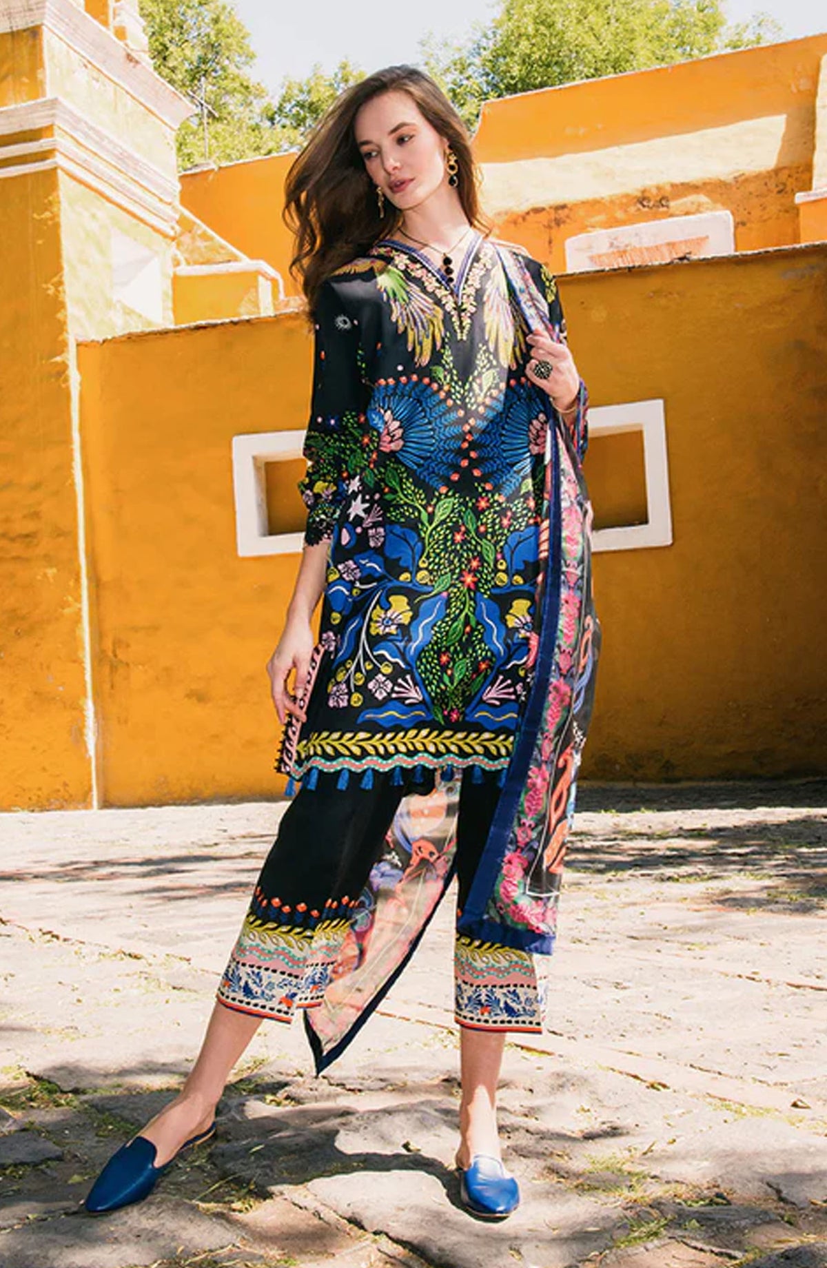 Hemline by Mushq Embroidered Lawn Unstitched 3 Piece Suit - Spring Bouquet - MQ25LDHP - Black - Summer Collection