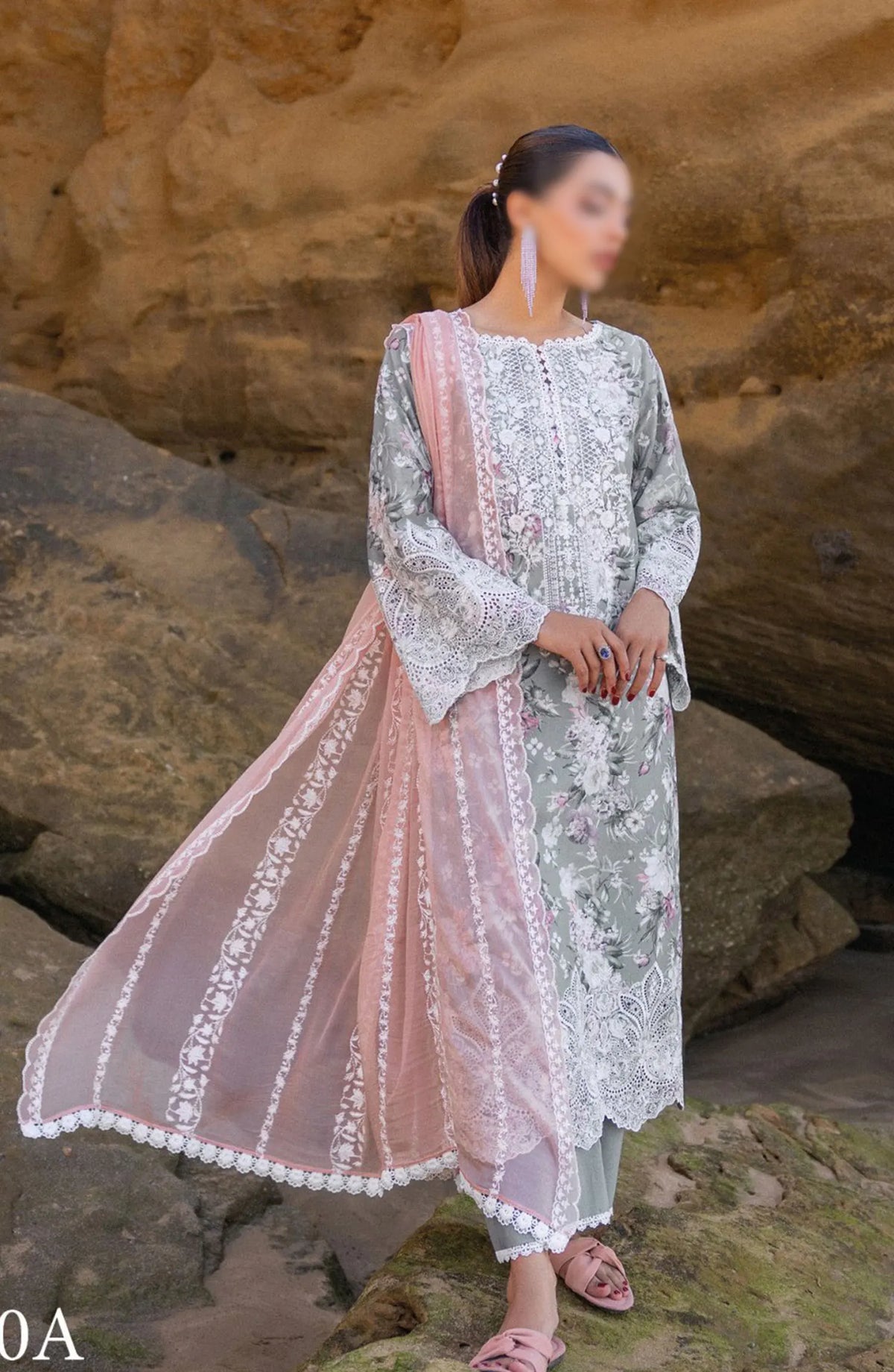 Zainab Chottani Chikankari Luxury Unstitched Collection 2024 - 10 A LANA