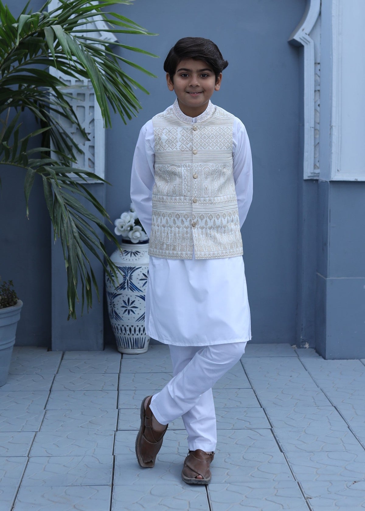 Floral White Waistcoat Suit-AHW-044