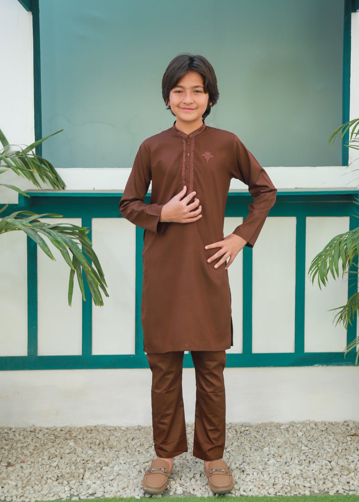 Hazeelwood Brown Embroidered Kurta Trouser AH 051