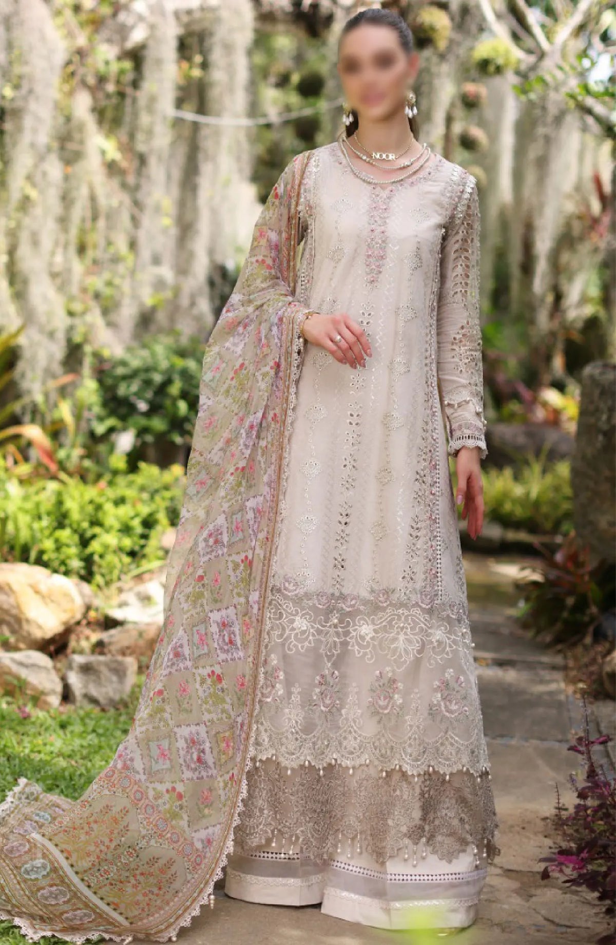 Noor By Saadia Asad Luxury Chikankari Lawn Collection 2024 - D 03 B
