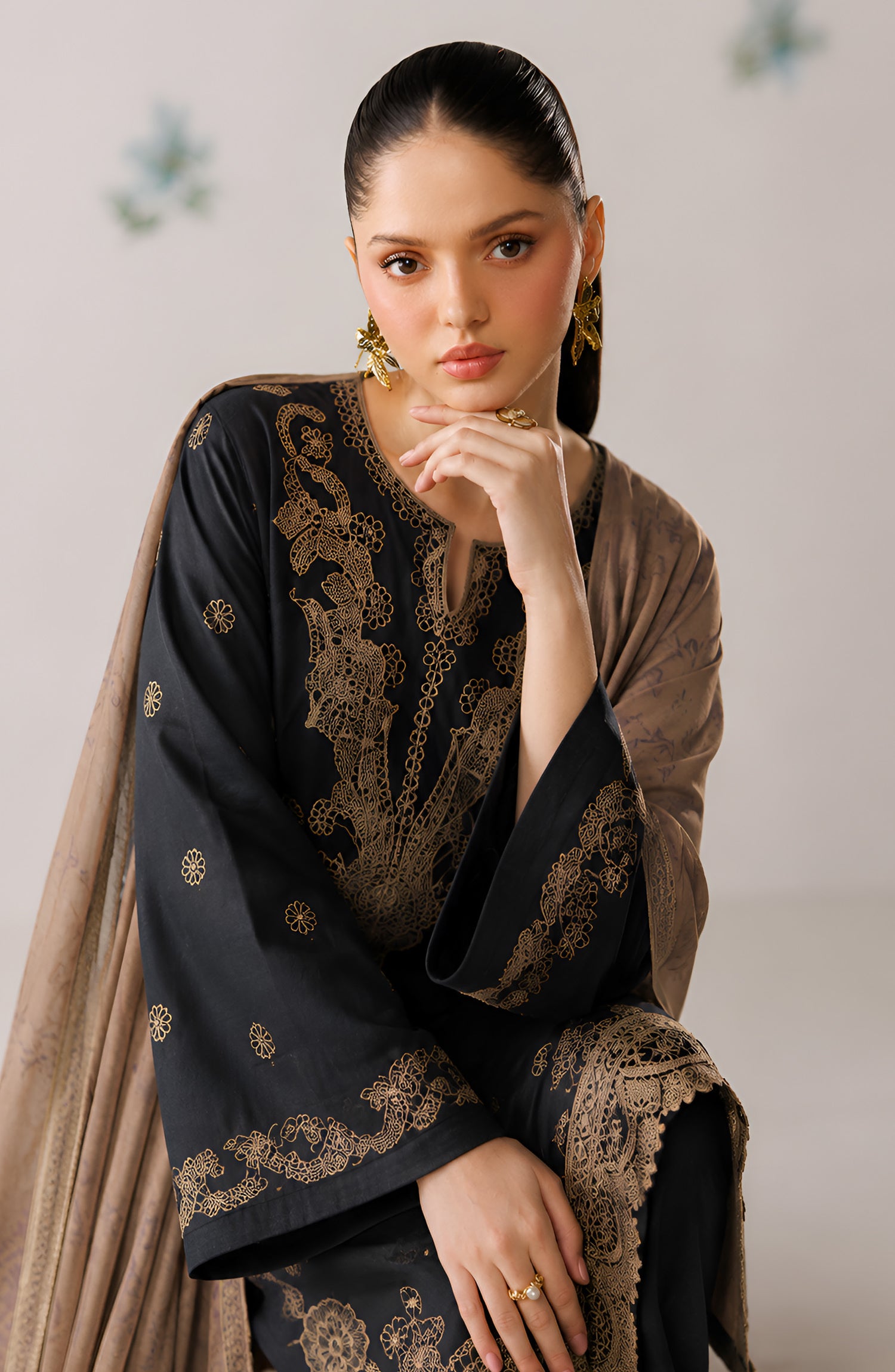 Afreen by Amna Khadija Embroidered Chamki Unstitched 3 Piece Suit - D-01 - AM26FRN - Black - Winter Collection