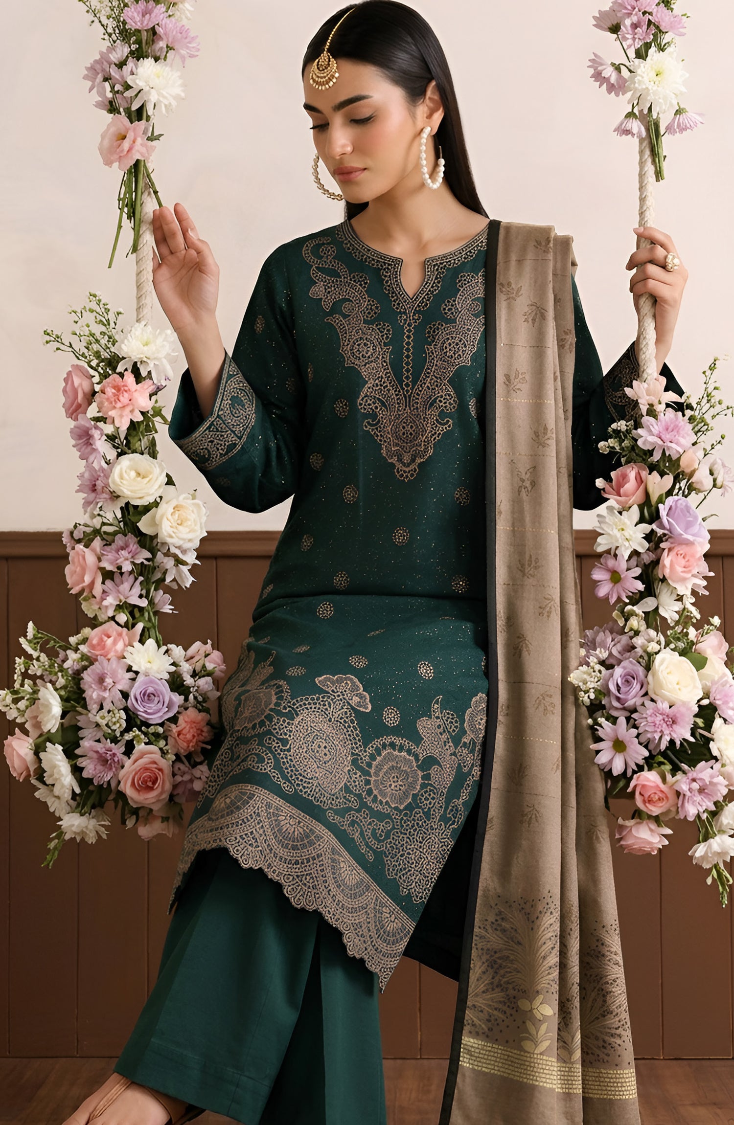 Afreen by Amna Khadija Embroidered Chamki Unstitched 3 Piece Suit - D-05 - AM26FRN - Green - Winter Collection