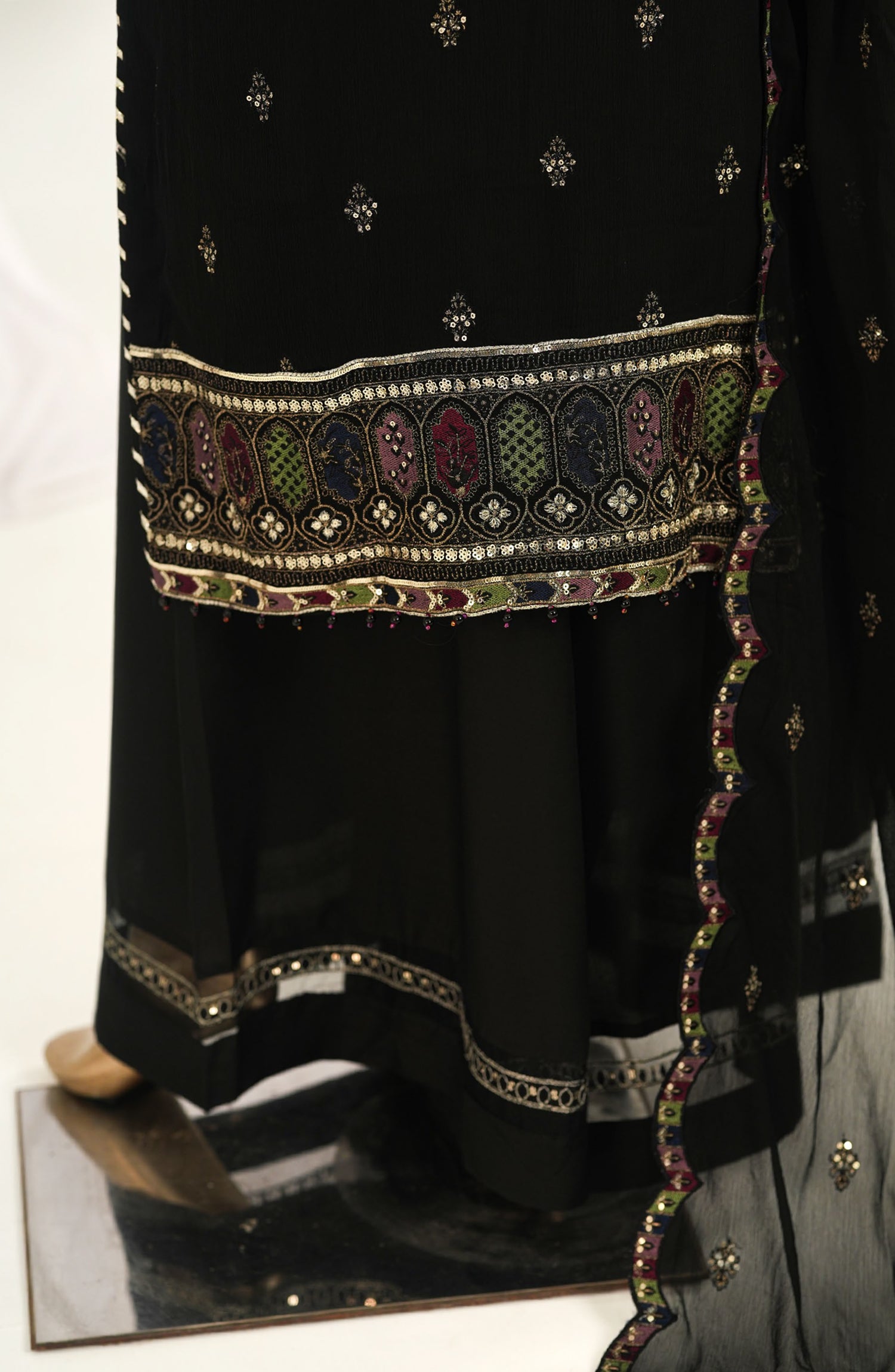 Afsanay by Sadabahar Embroidered Chiffon Stitched 3 Piece Suit - CF-13 - SBD26SFN - Black - Luxury Collection