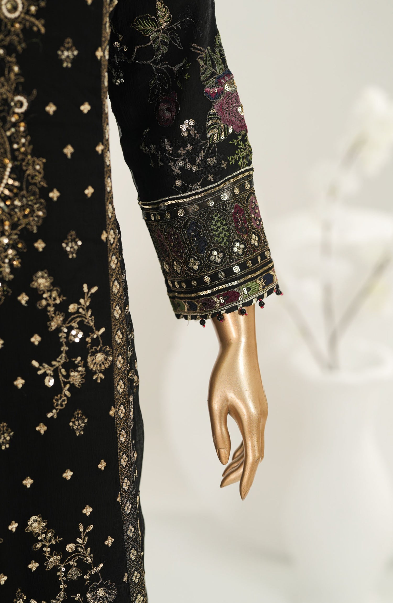 Afsanay by Sadabahar Embroidered Chiffon Stitched 3 Piece Suit - CF-13 - SBD26SFN - Black - Luxury Collection