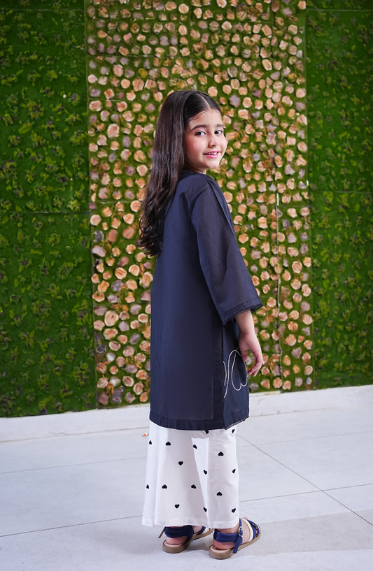 Aloo-Meeru-Hammi by Amna Khadija Embroidered Cotton Stitched 2 Piece Suit - AKAMH-04 - AM26AKAMH - Black - Festive Girls Collection