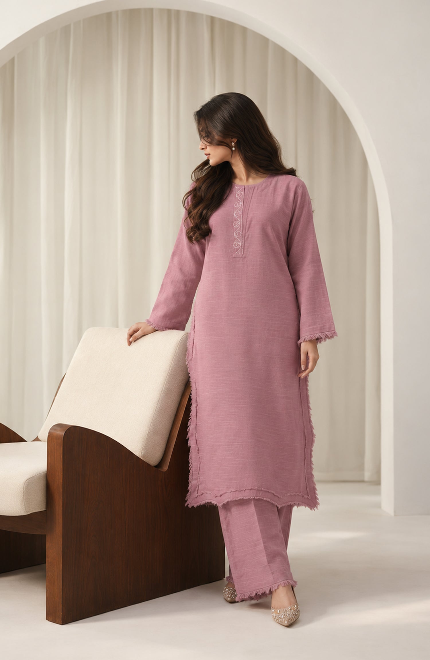Amaya by Amna Khadija Embroidered Khaddar Stitched 2 Piece Co-ord Set - AKAW-01 - AM26AYA - Pink - Winter Collection