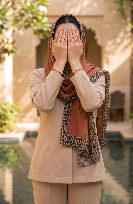 Amna Khadija Cheetah-Print Chiffon Stole - AKW-18 - AM26STL - Rust - Winter Collection