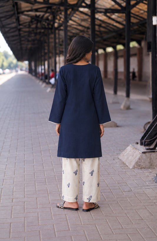 Amna Khadija Embroidered Khaddar Stitched 2 Piece Co-ord Sets - AKPF-03 - AM26AKPF - Blue - Winter Collection