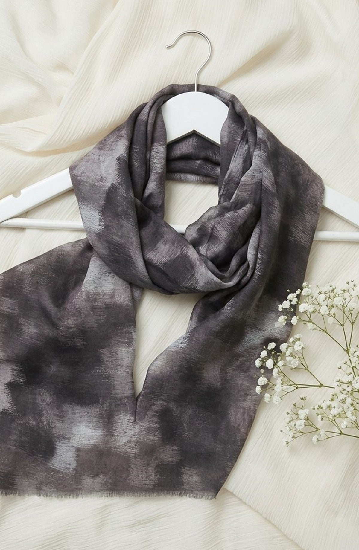 Amna Khadija Printed Twill Pure Lawn Stole - ALS-04 - AM26LST - Charcoal - Winter Collection
