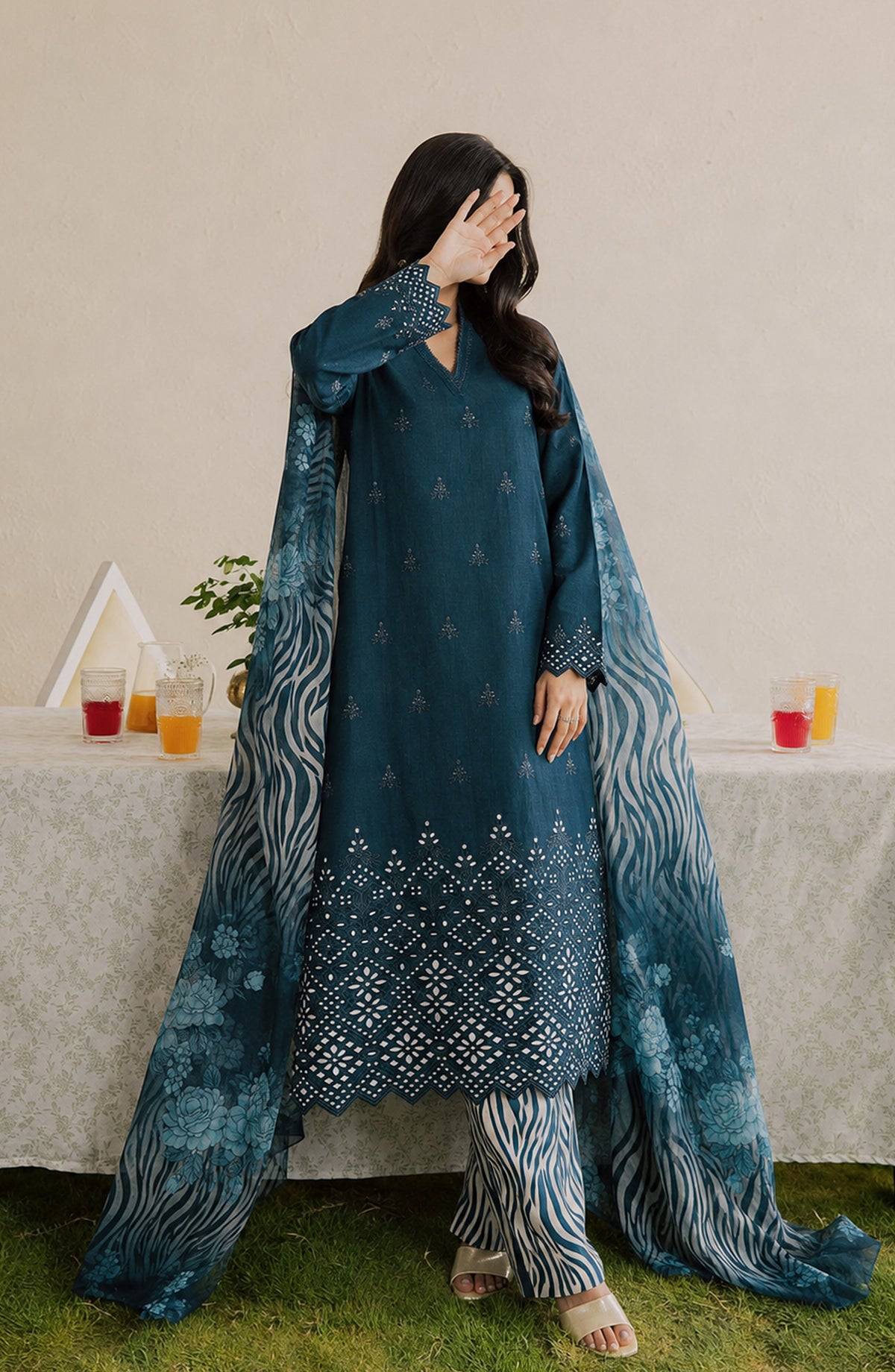 Amna Khadija Bella Doria Chikankari Lawn Unstitched 3 Piece Suit - AKBD-11 - AM26UBD - Blue - Summer Collection