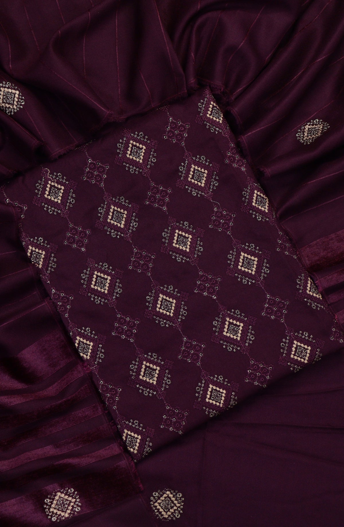 Amna Khadija Embroidered Dhanak Unstitched 3 Piece Suit - Design-03 - AM25DHC - Purple - Winter Collection