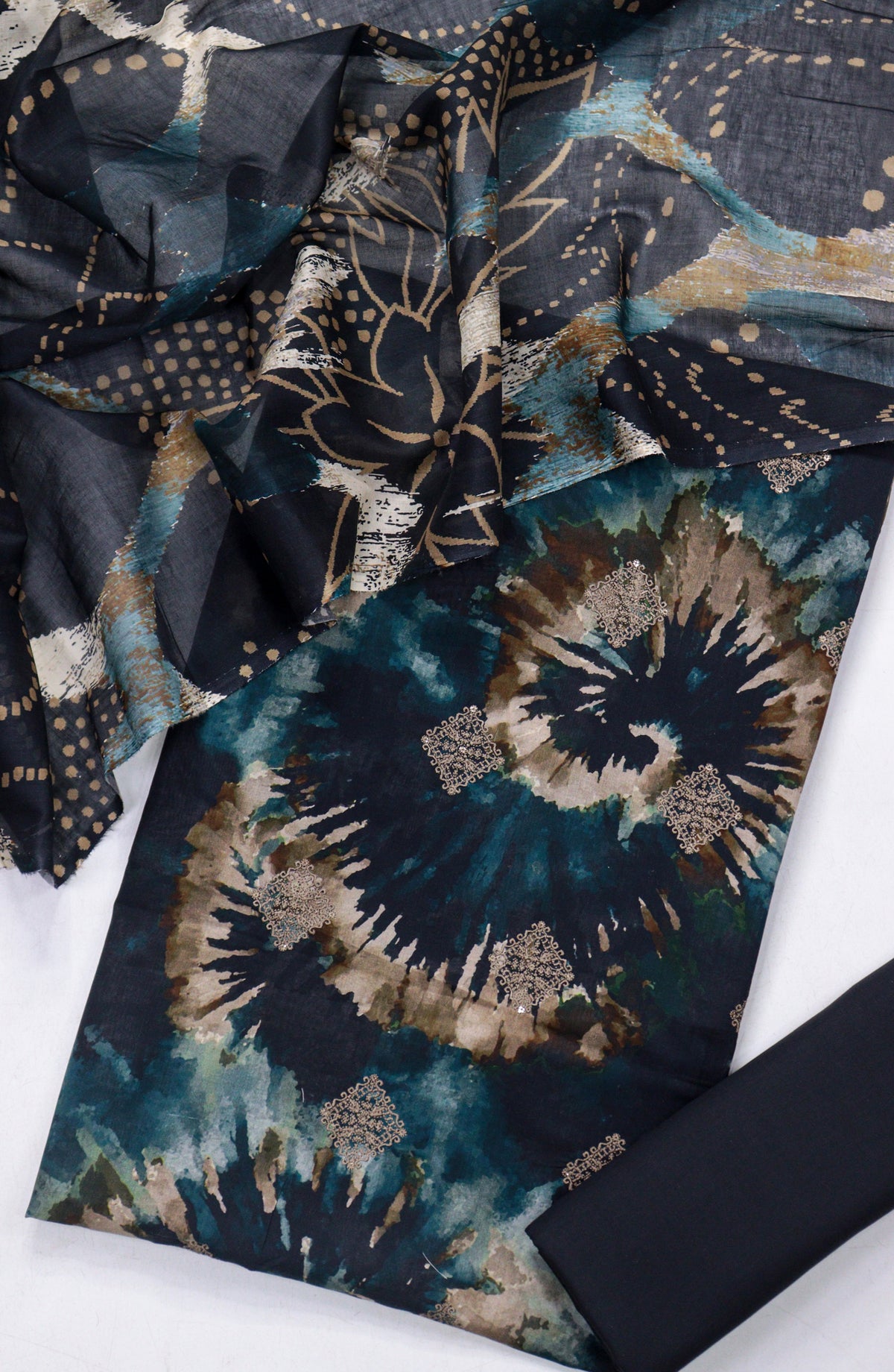 Amna Khadija Embroidered Lawn Unstitched 3 Piece Suit - Design-02 - AM26FNC - Blue - Summer Collection