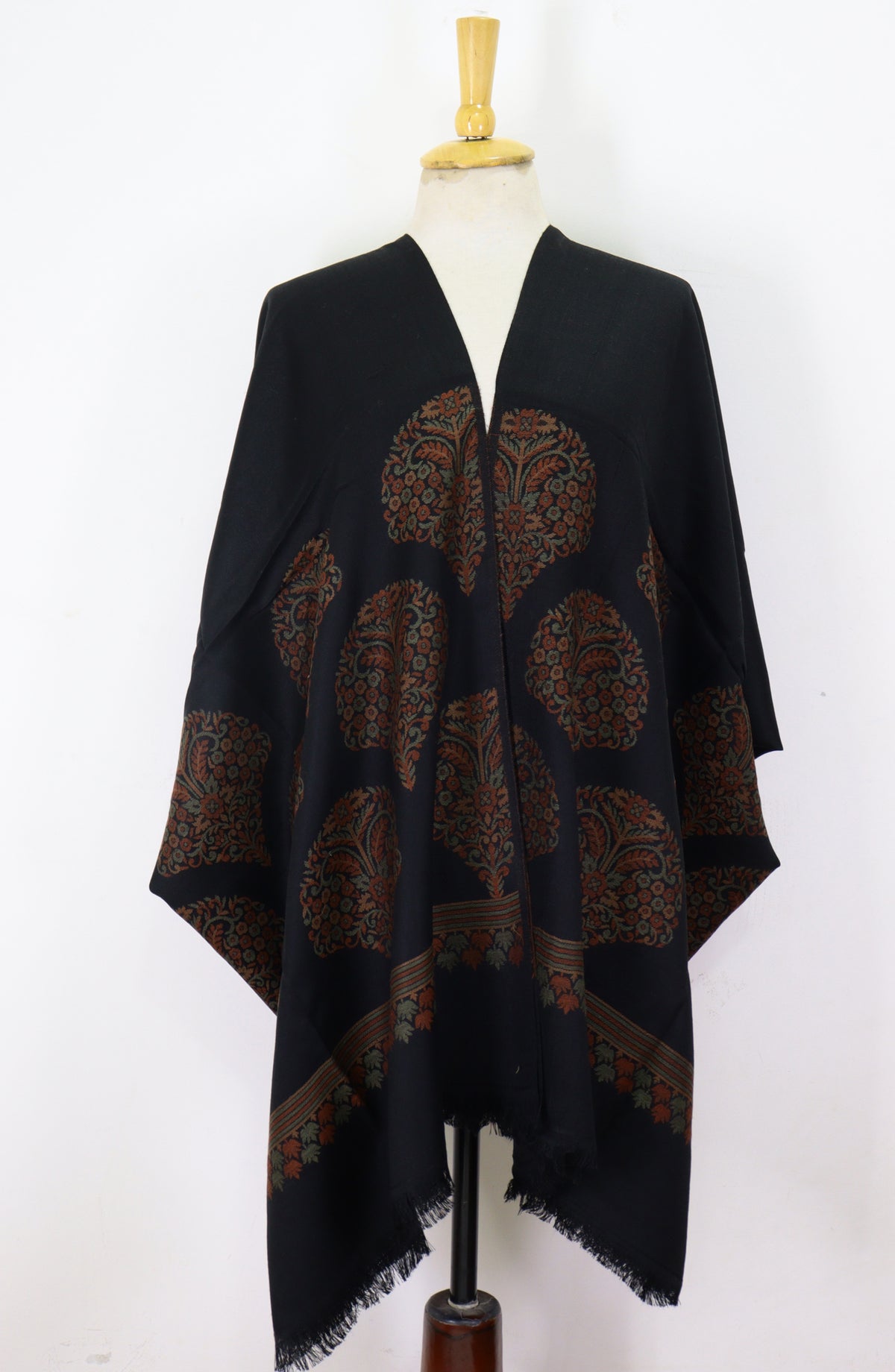 Amna Khadija Premium Wool Shawl - D-08 - 9601490 - AM25SHWL - Black - Winter Collection